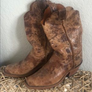 Justin Boots Women’s 8.5 Wildwood Style